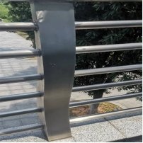 鋼結(jié)構(gòu)